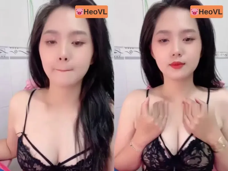 Nhân tình răng khểnh khoe chuối tròn trắng